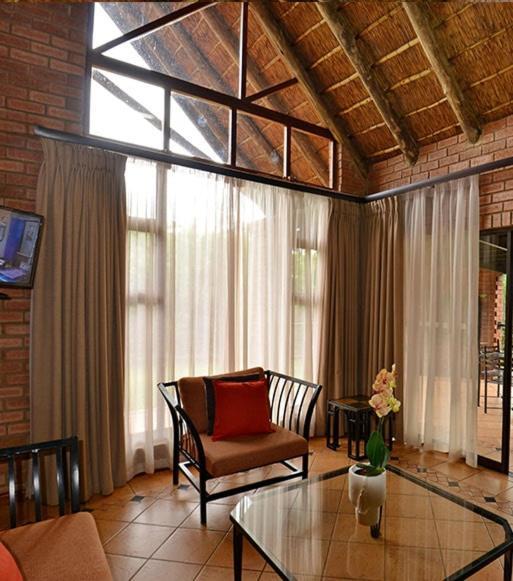 Monateng Safari Lodge Wallmannstal Екстер'єр фото